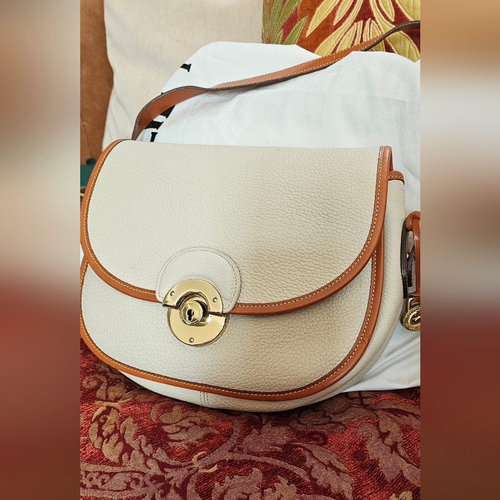 Dooney & Bourke Shoulder Bag- Like New